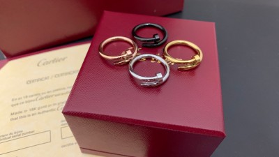 까ㄹ띠에 저스트 앵 끌루 링