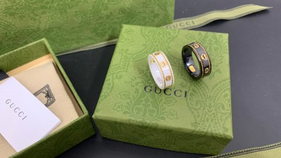 구ㅉ 인터로킹G 아이콘 세라믹 골드링