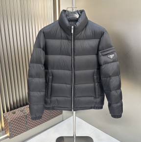 [TOP] 공용 25FW 프ㄹ다 트라이앵글 로고 다운 재킷