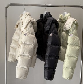 [TOP] 2025 몽ㅋ레르 에레아 숏 패딩 후드 다운자켓 3컬러