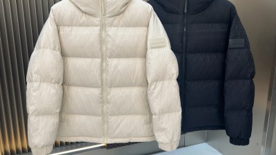 [TOP] 공용 25FW 루ㅇ비통 모노그램 퀄티드 패딩 자켓 2컬러