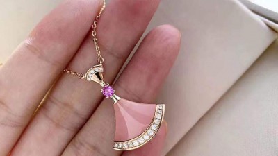 불ㄱ리 디바스 드림 목걸이