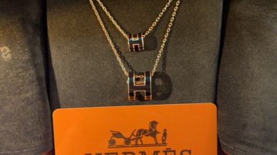 에ㄹ메스 팝아슈 펜던트 목걸이