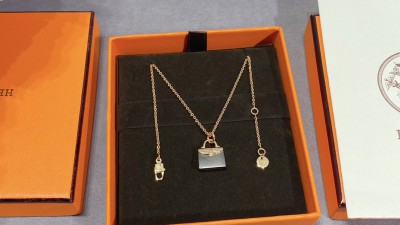 에ㄹ메스 아뮬렛 켈리 펜던트 목걸이