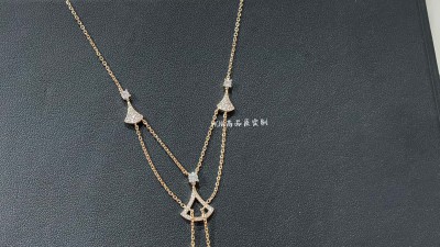 불ㄱ리 디바스 드림 목걸이