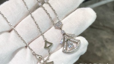 불ㄱ리 디바스 드림 목걸이