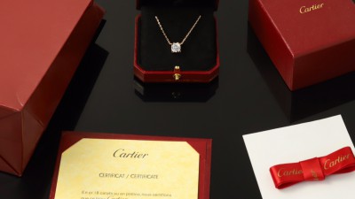 까ㄹ띠에 C 드 까르띠에 펜던트