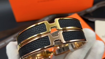 에ㄹ메스 올림페 브레이슬릿 2컬러