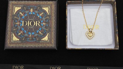 디ㅇ 오블리크 하트 펜던트 목걸이