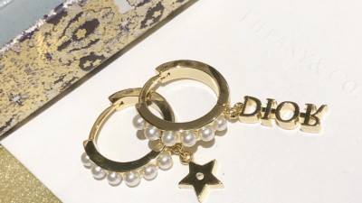 디ㅇ 레볼루션 이어링