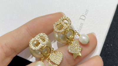 디ㅇ 트라이벌 이어링