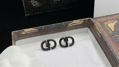 디ㅇ 트라이벌 이어링