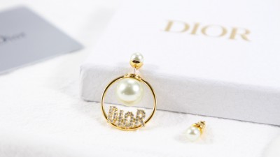 디ㅇ 트라이벌 이어링