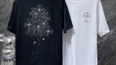 크ㄹ하츠 세메터리 비즈 티셔츠 2컬러