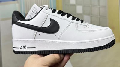 [공용] 나ㅇ키 에어포스 1 07 화이트 블랙