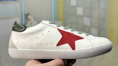 [공용] 골ㄷ구스 슈퍼스타 그린 레더탭 스니커즈