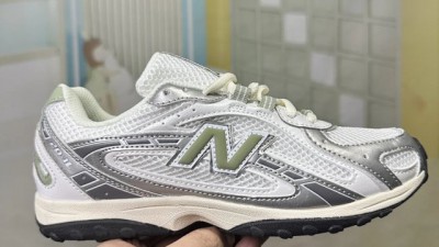 [공용] 뉴ㅂ란스 204L 실버 메탈릭 가터 스네이크