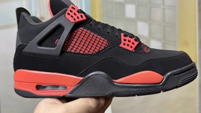 나ㅇㅋ 조던 4 레트로 크림슨