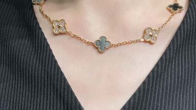 반ㅋ리프 빈티지 알함브라 목걸이 10모티브