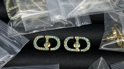 디ㅇ 쁘띠CD 이어링