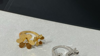 반ㅋ리프 프리볼 비트윈 더 핑거링 2컬러