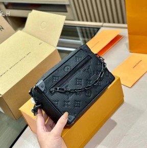 루ㅇ비통 미니 소프트 트렁크