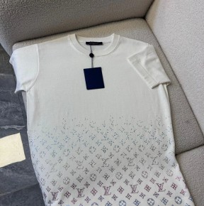 [공용] 루ㅇ비통 모노그램 그라디언트 코튼 티셔츠 2컬러